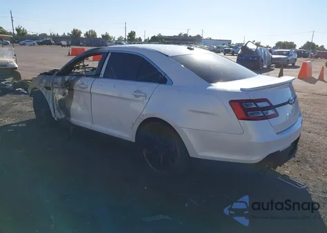 2018 Ford Taurus Sho z USA, uszkodzony, nr VIN 1FAHP2KT4JG135854